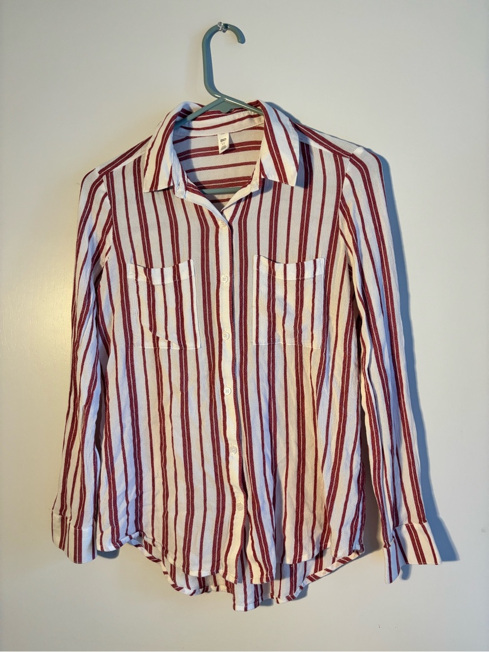 Striped Long-Sleeve Button-Up Shirt - White & Burgundy